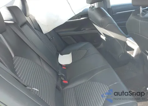 2021 Toyota Camry Se z USA, uszkodzony, nr VIN 4T1G11AK0MU586842